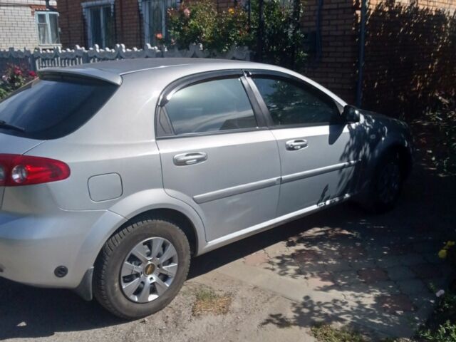 Серый Шевроле Лачетти, объемом двигателя 0 л и пробегом 179 тыс. км за 5000 $, фото 4 на Automoto.ua