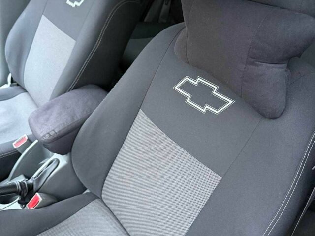 Серый Шевроле Лачетти, объемом двигателя 1.8 л и пробегом 220 тыс. км за 4000 $, фото 14 на Automoto.ua