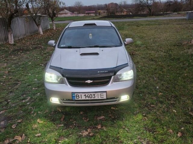 Сірий Шевроле Лачетті, об'ємом двигуна 1.8 л та пробігом 200 тис. км за 4000 $, фото 1 на Automoto.ua