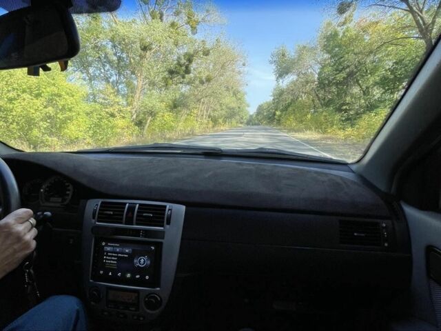 Сірий Шевроле Лачетті, об'ємом двигуна 1.8 л та пробігом 276 тис. км за 3200 $, фото 9 на Automoto.ua