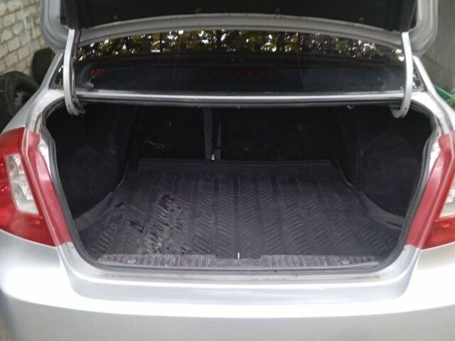 Серый Шевроле Лачетти, объемом двигателя 1.8 л и пробегом 355 тыс. км за 3499 $, фото 5 на Automoto.ua