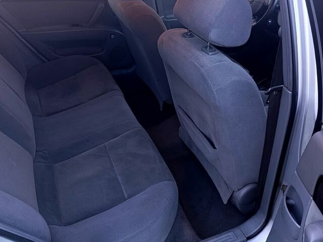 Серый Шевроле Лачетти, объемом двигателя 1.6 л и пробегом 260 тыс. км за 3300 $, фото 4 на Automoto.ua