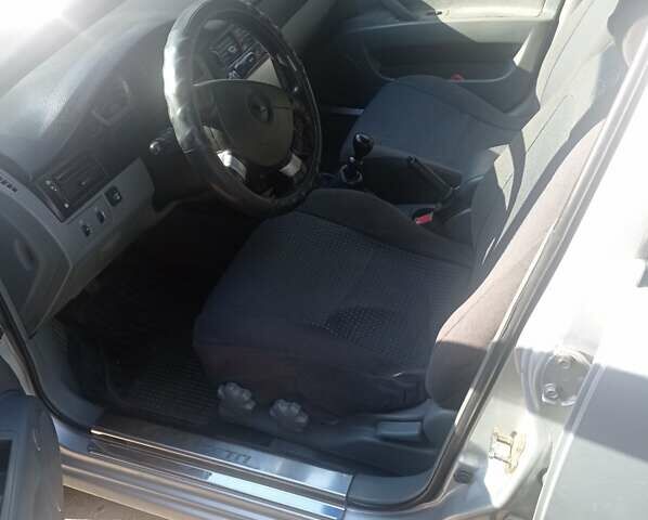 Сірий Шевроле Лачетті, об'ємом двигуна 1.6 л та пробігом 200 тис. км за 4000 $, фото 13 на Automoto.ua