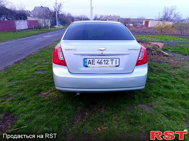 Серый Шевроле Лачетти, объемом двигателя 1.6 л и пробегом 260 тыс. км за 3300 $, фото 2 на Automoto.ua