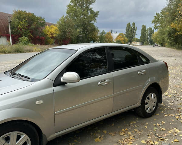 Серый Шевроле Лачетти, объемом двигателя 1.6 л и пробегом 255 тыс. км за 3600 $, фото 8 на Automoto.ua