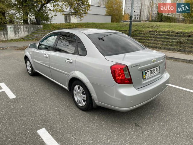 Серый Шевроле Лачетти, объемом двигателя 1.6 л и пробегом 144 тыс. км за 5300 $, фото 9 на Automoto.ua