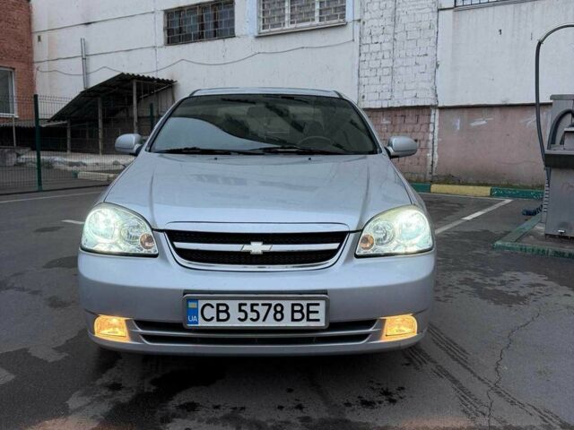 Серый Шевроле Лачетти, объемом двигателя 1.8 л и пробегом 220 тыс. км за 4000 $, фото 10 на Automoto.ua