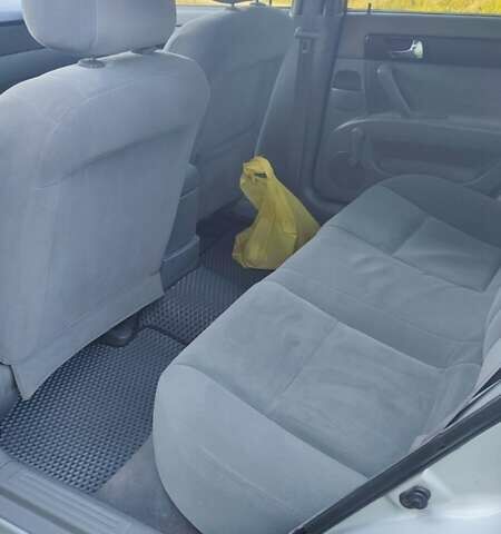 Серый Шевроле Лачетти, объемом двигателя 1.8 л и пробегом 175 тыс. км за 4600 $, фото 11 на Automoto.ua