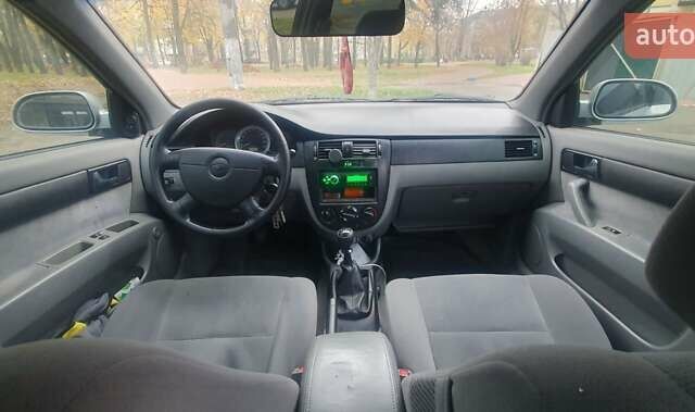 Серый Шевроле Лачетти, объемом двигателя 1.8 л и пробегом 227 тыс. км за 4000 $, фото 8 на Automoto.ua