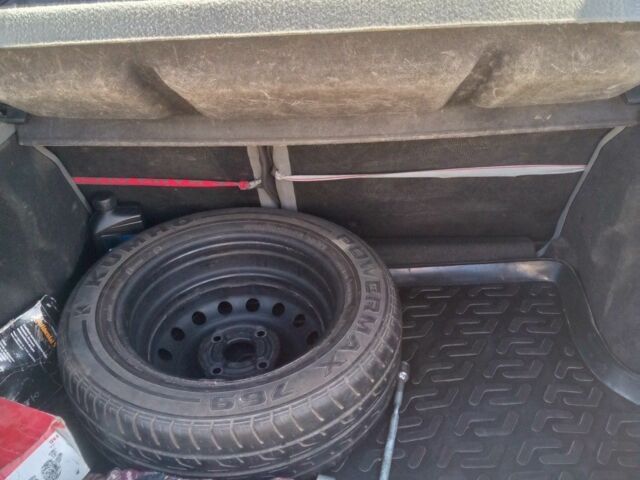 Серый Шевроле Лачетти, объемом двигателя 0 л и пробегом 179 тыс. км за 5000 $, фото 13 на Automoto.ua