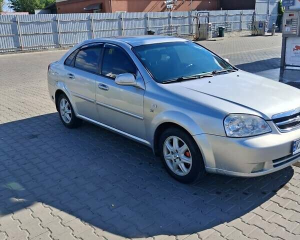 Серый Шевроле Лачетти, объемом двигателя 1.6 л и пробегом 224 тыс. км за 3500 $, фото 5 на Automoto.ua