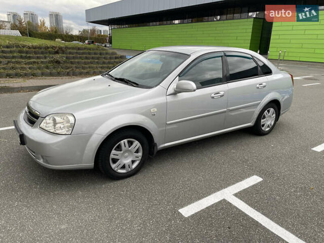 Серый Шевроле Лачетти, объемом двигателя 1.6 л и пробегом 144 тыс. км за 5300 $, фото 12 на Automoto.ua
