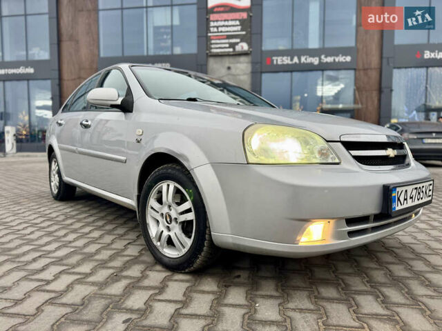 Серый Шевроле Лачетти, объемом двигателя 1.8 л и пробегом 125 тыс. км за 4700 $, фото 2 на Automoto.ua