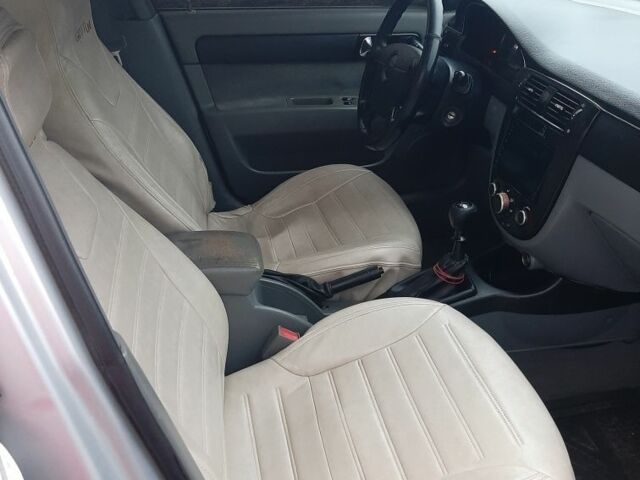 Сірий Шевроле Лачетті, об'ємом двигуна 1 л та пробігом 160 тис. км за 3787 $, фото 2 на Automoto.ua