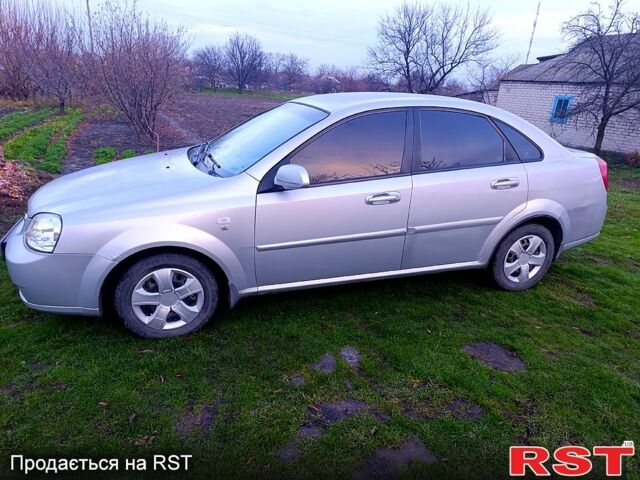 Серый Шевроле Лачетти, объемом двигателя 1.6 л и пробегом 260 тыс. км за 3300 $, фото 1 на Automoto.ua
