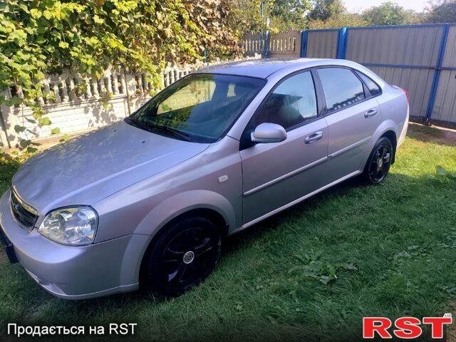 Серый Шевроле Лачетти, объемом двигателя 1.8 л и пробегом 298 тыс. км за 2250 $, фото 6 на Automoto.ua