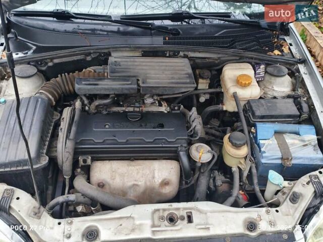 Сірий Шевроле Лачетті, об'ємом двигуна 1.8 л та пробігом 180 тис. км за 3900 $, фото 10 на Automoto.ua