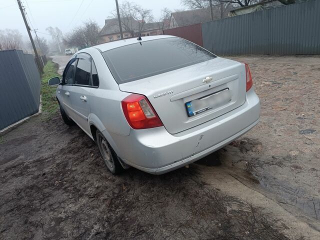 Серый Шевроле Лачетти, объемом двигателя 2 л и пробегом 276 тыс. км за 2400 $, фото 2 на Automoto.ua