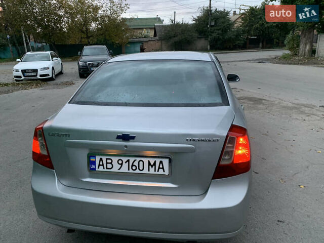 Серый Шевроле Лачетти, объемом двигателя 1.8 л и пробегом 294 тыс. км за 2600 $, фото 3 на Automoto.ua