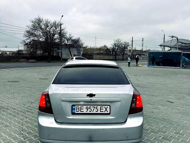 Сірий Шевроле Лачетті, об'ємом двигуна 1.6 л та пробігом 400 тис. км за 3800 $, фото 1 на Automoto.ua