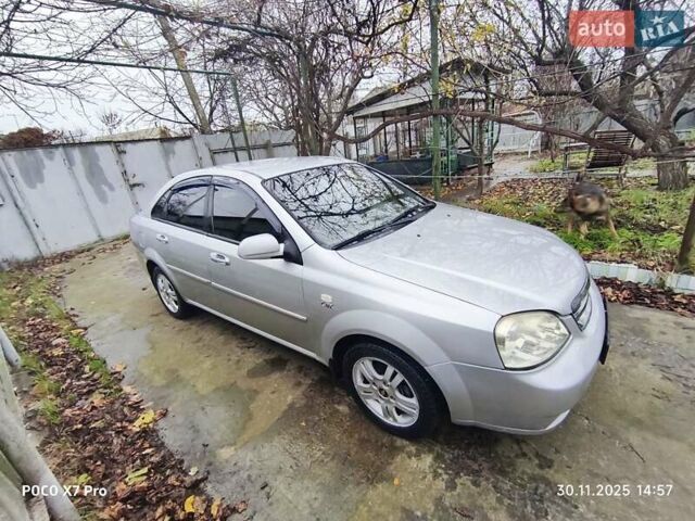 Сірий Шевроле Лачетті, об'ємом двигуна 1.8 л та пробігом 180 тис. км за 3900 $, фото 1 на Automoto.ua