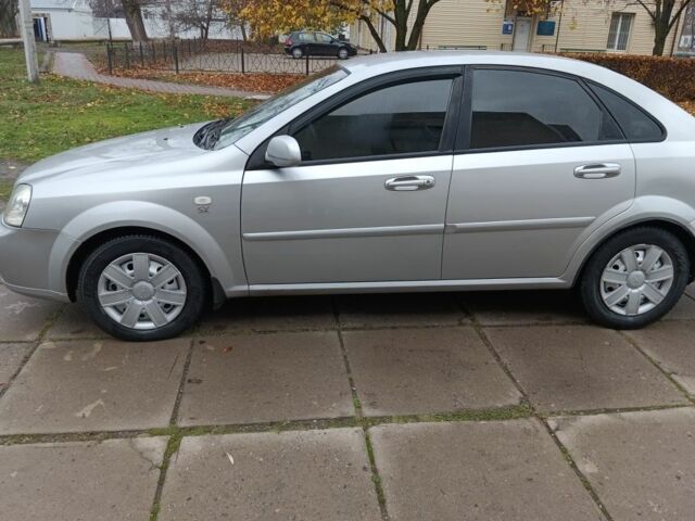 Сірий Шевроле Лачетті, об'ємом двигуна 1.8 л та пробігом 256 тис. км за 3800 $, фото 2 на Automoto.ua