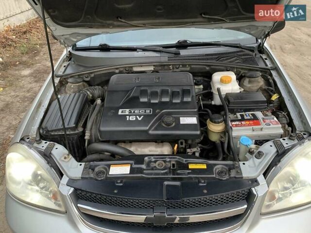 Серый Шевроле Лачетти, объемом двигателя 1.6 л и пробегом 214 тыс. км за 4900 $, фото 15 на Automoto.ua