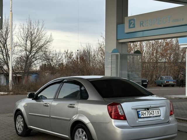 Серый Шевроле Лачетти, объемом двигателя 1.8 л и пробегом 210 тыс. км за 4499 $, фото 3 на Automoto.ua