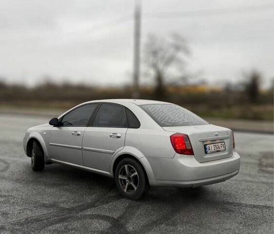 Сірий Шевроле Лачетті, об'ємом двигуна 1.6 л та пробігом 200 тис. км за 3300 $, фото 2 на Automoto.ua