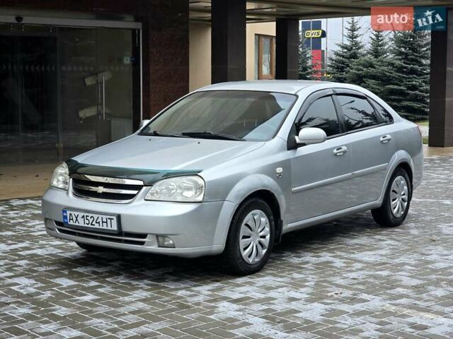 Сірий Шевроле Лачетті, об'ємом двигуна 1.8 л та пробігом 240 тис. км за 4900 $, фото 1 на Automoto.ua