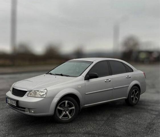 Сірий Шевроле Лачетті, об'ємом двигуна 1.6 л та пробігом 200 тис. км за 3300 $, фото 1 на Automoto.ua