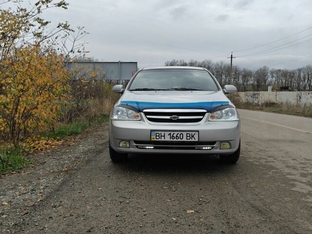 Сірий Шевроле Лачетті, об'ємом двигуна 1.6 л та пробігом 102 тис. км за 5301 $, фото 4 на Automoto.ua