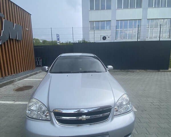 Сірий Шевроле Лачетті, об'ємом двигуна 1.8 л та пробігом 160 тис. км за 3900 $, фото 1 на Automoto.ua