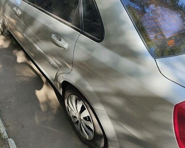 Серый Шевроле Лачетти, объемом двигателя 1.8 л и пробегом 240 тыс. км за 5000 $, фото 5 на Automoto.ua