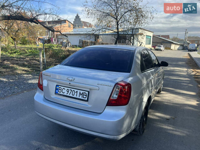 Серый Шевроле Лачетти, объемом двигателя 1.6 л и пробегом 300 тыс. км за 3200 $, фото 8 на Automoto.ua