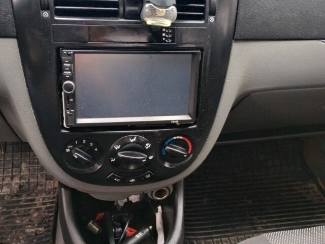 Серый Шевроле Лачетти, объемом двигателя 1.6 л и пробегом 115 тыс. км за 4800 $, фото 11 на Automoto.ua