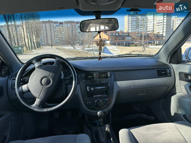 Серый Шевроле Лачетти, объемом двигателя 1.8 л и пробегом 60 тыс. км за 6100 $, фото 37 на Automoto.ua