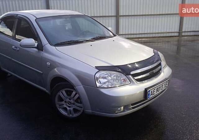 Сірий Шевроле Лачетті, об'ємом двигуна 1.6 л та пробігом 210 тис. км за 3999 $, фото 1 на Automoto.ua