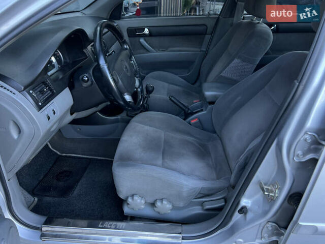 Сірий Шевроле Лачетті, об'ємом двигуна 1.8 л та пробігом 181 тис. км за 3350 $, фото 6 на Automoto.ua
