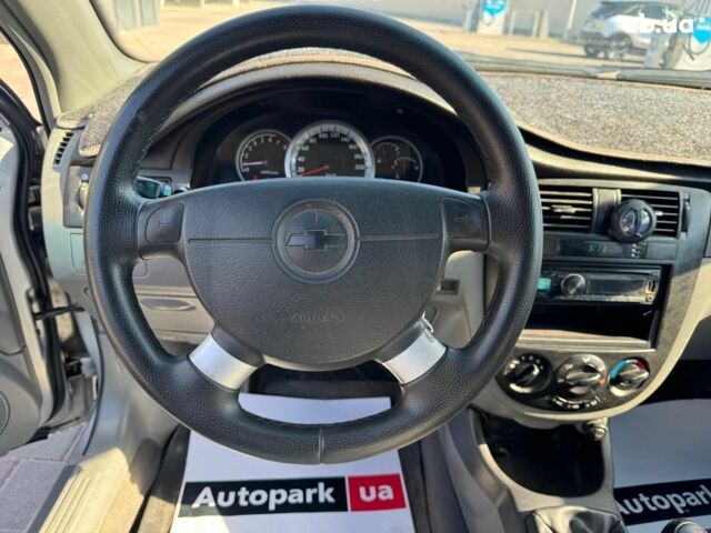 Серый Шевроле Лачетти, объемом двигателя 1.6 л и пробегом 167 тыс. км за 4990 $, фото 17 на Automoto.ua