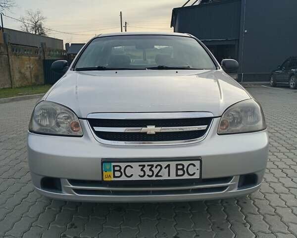 Серый Шевроле Лачетти, объемом двигателя 1.6 л и пробегом 240 тыс. км за 2999 $, фото 5 на Automoto.ua