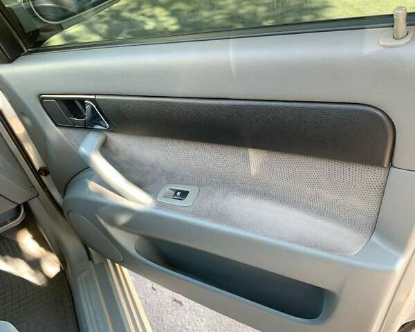 Серый Шевроле Лачетти, объемом двигателя 1.8 л и пробегом 399 тыс. км за 5800 $, фото 8 на Automoto.ua