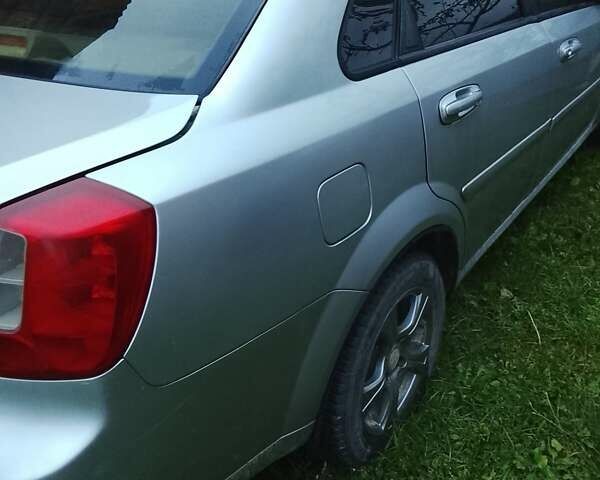 Серый Шевроле Лачетти, объемом двигателя 1.6 л и пробегом 200 тыс. км за 2700 $, фото 5 на Automoto.ua