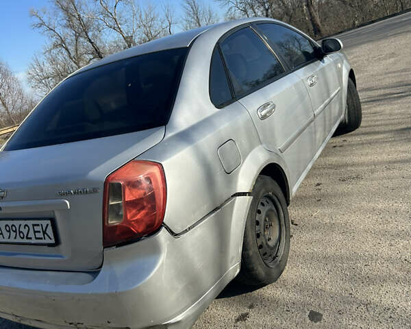Серый Шевроле Лачетти, объемом двигателя 1.8 л и пробегом 232 тыс. км за 3300 $, фото 1 на Automoto.ua