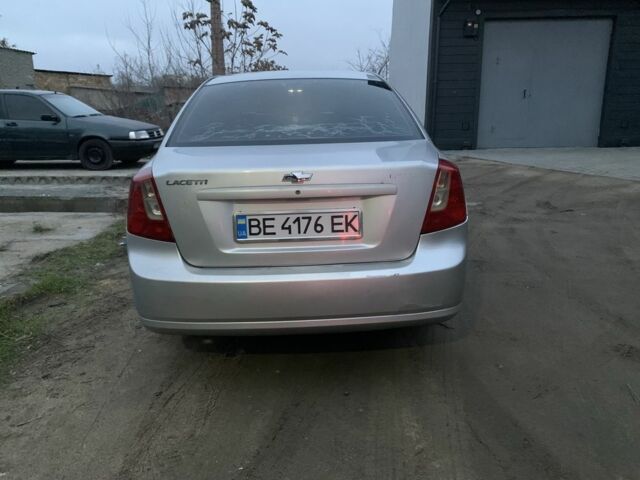 Серый Шевроле Лачетти, объемом двигателя 1.6 л и пробегом 296 тыс. км за 3600 $, фото 5 на Automoto.ua