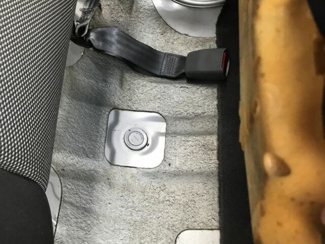 Сірий Шевроле Лачетті, об'ємом двигуна 1.8 л та пробігом 220 тис. км за 1072 $, фото 16 на Automoto.ua