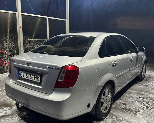 Сірий Шевроле Лачетті, об'ємом двигуна 1.8 л та пробігом 244 тис. км за 3100 $, фото 1 на Automoto.ua