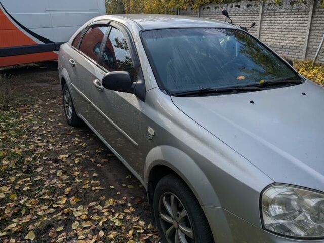 Серый Шевроле Лачетти, объемом двигателя 1.6 л и пробегом 200 тыс. км за 3000 $, фото 3 на Automoto.ua