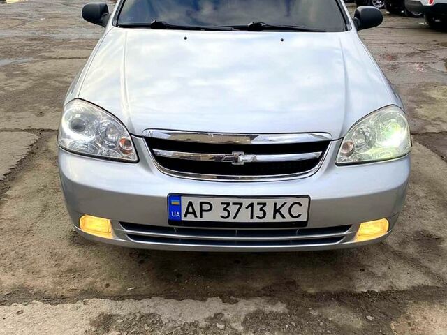 Серый Шевроле Лачетти, объемом двигателя 1.6 л и пробегом 177 тыс. км за 4400 $, фото 2 на Automoto.ua