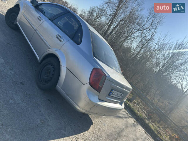 Серый Шевроле Лачетти, объемом двигателя 1.8 л и пробегом 232 тыс. км за 3300 $, фото 3 на Automoto.ua